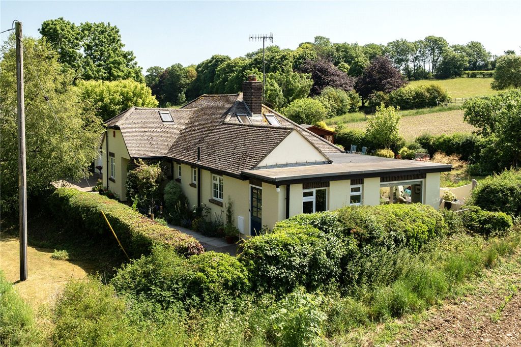 Property photo 1 of 27 Picture No. 12