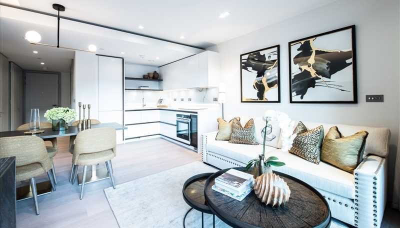 Property photo 2 of 6 Lounge