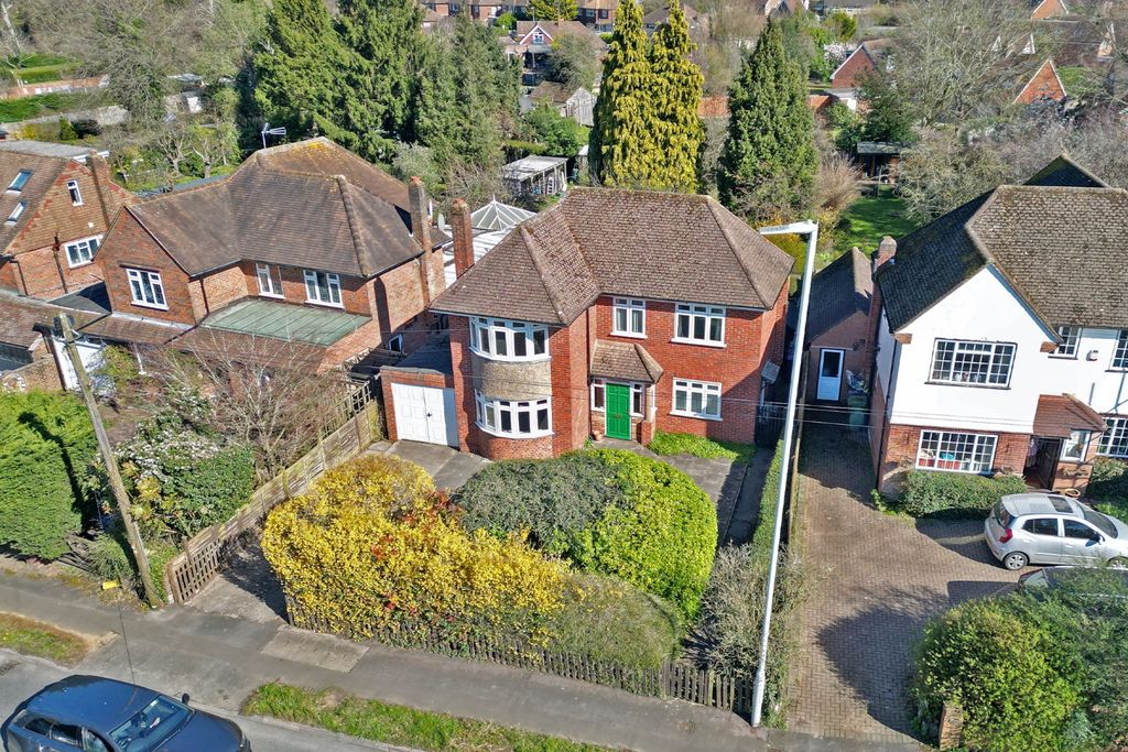 Property photo 1 of 11 4991740