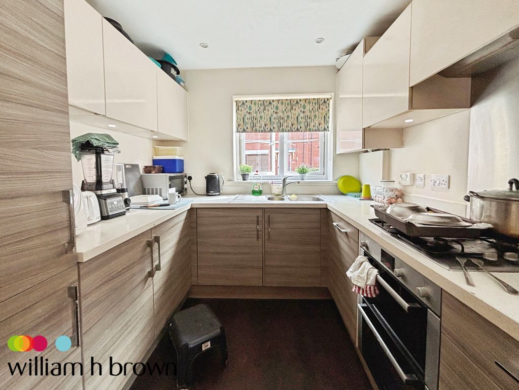 Property photo 2 of 13 Kitchen