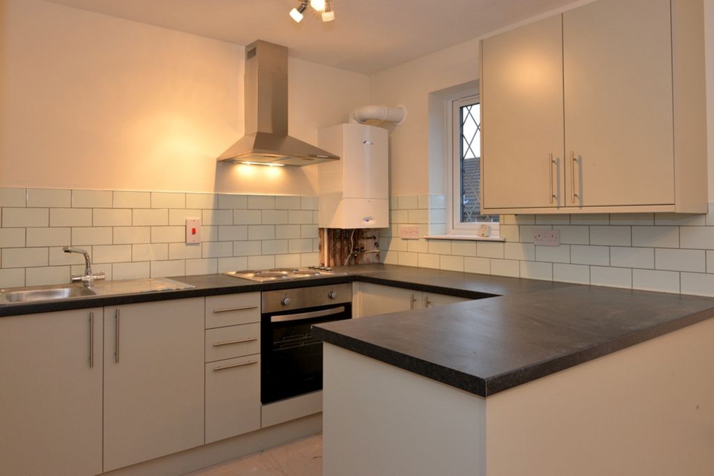 Property photo 2 of 5 Kitchen