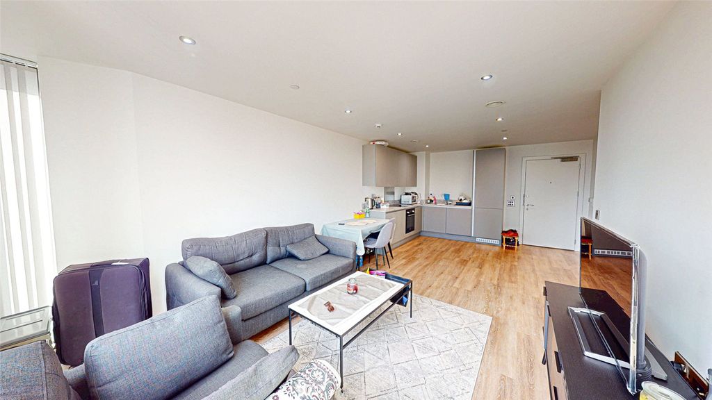 Property photo 1 of 10 Picture No. 07