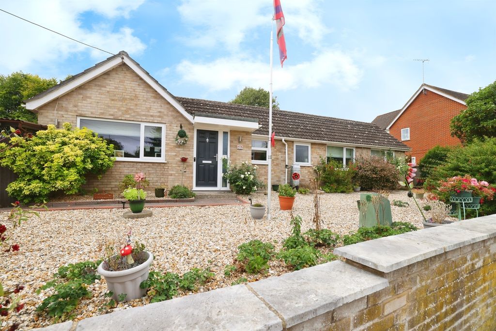 Property photo 1 of 16