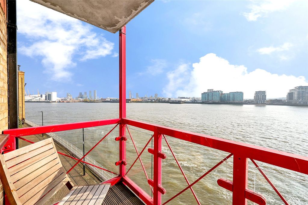 Property photo 1 of 22 Picture No. 08