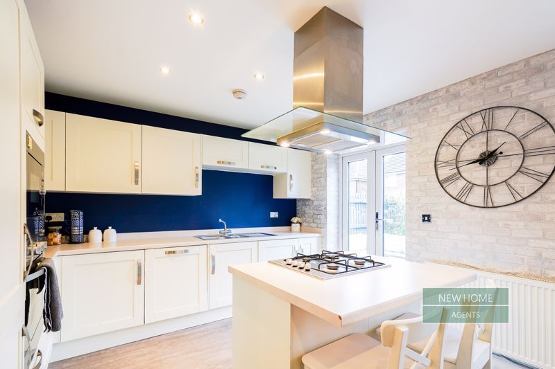 Property photo 2 of 31 Photo 26