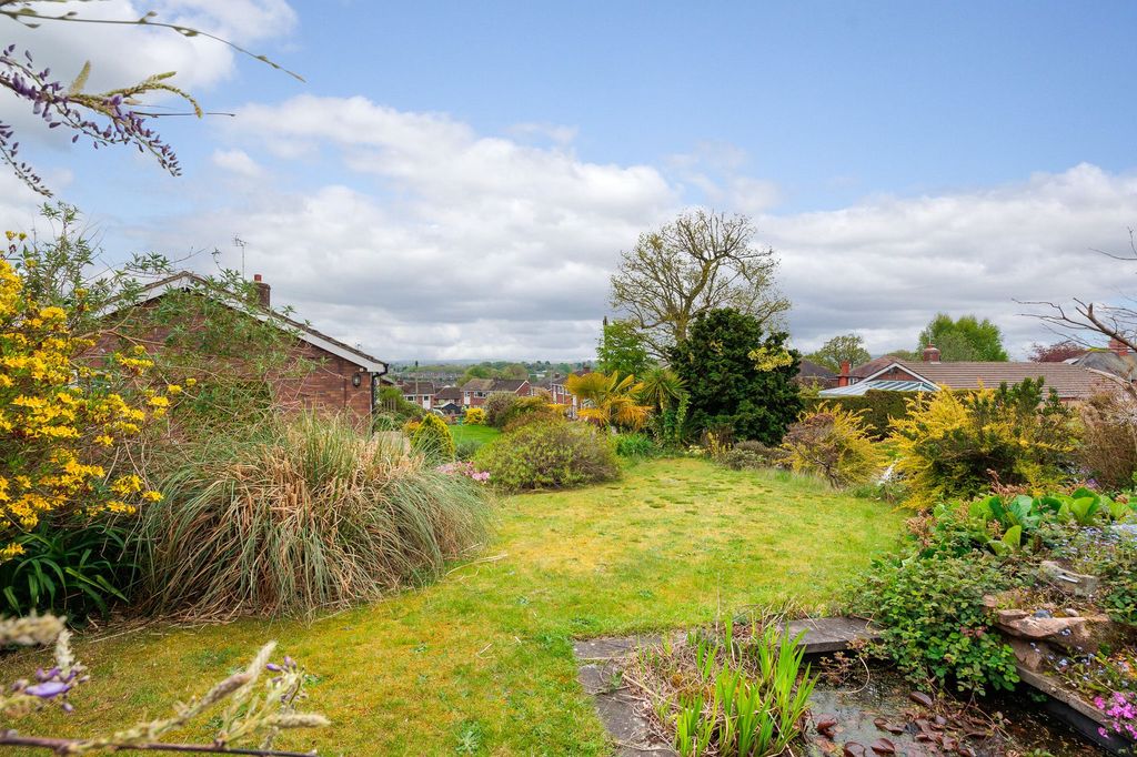 Property photo 2 of 23
