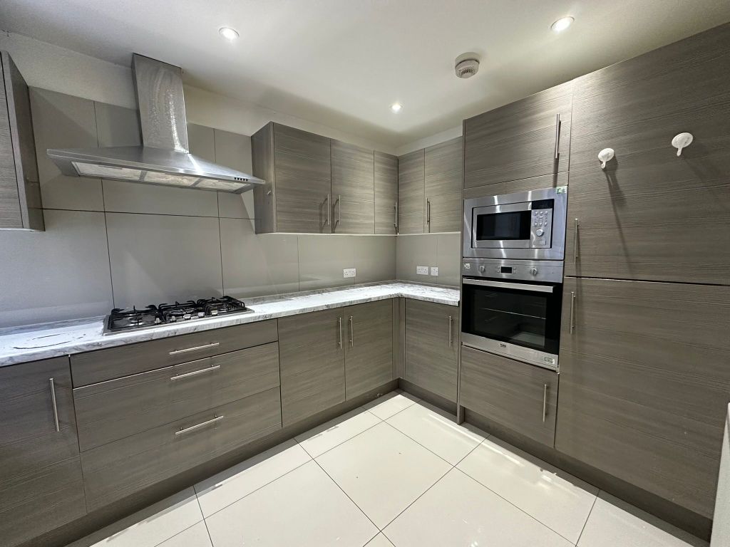 Property photo 1 of 25