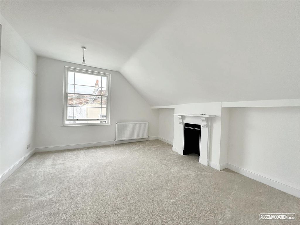 Property photo 2 of 9 Img_8963.Jpg