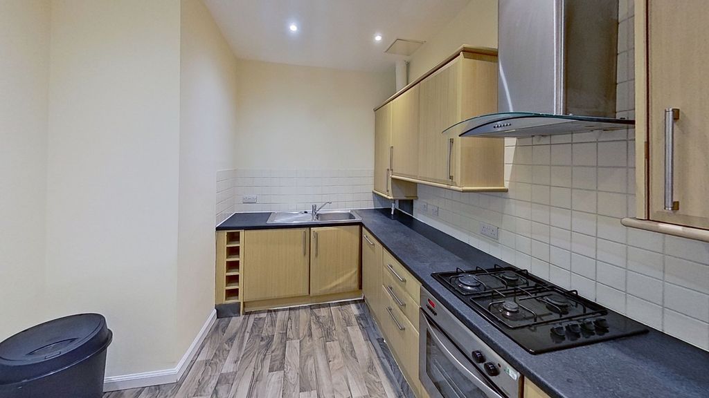 Property photo 1 of 11 Picture No. 30
