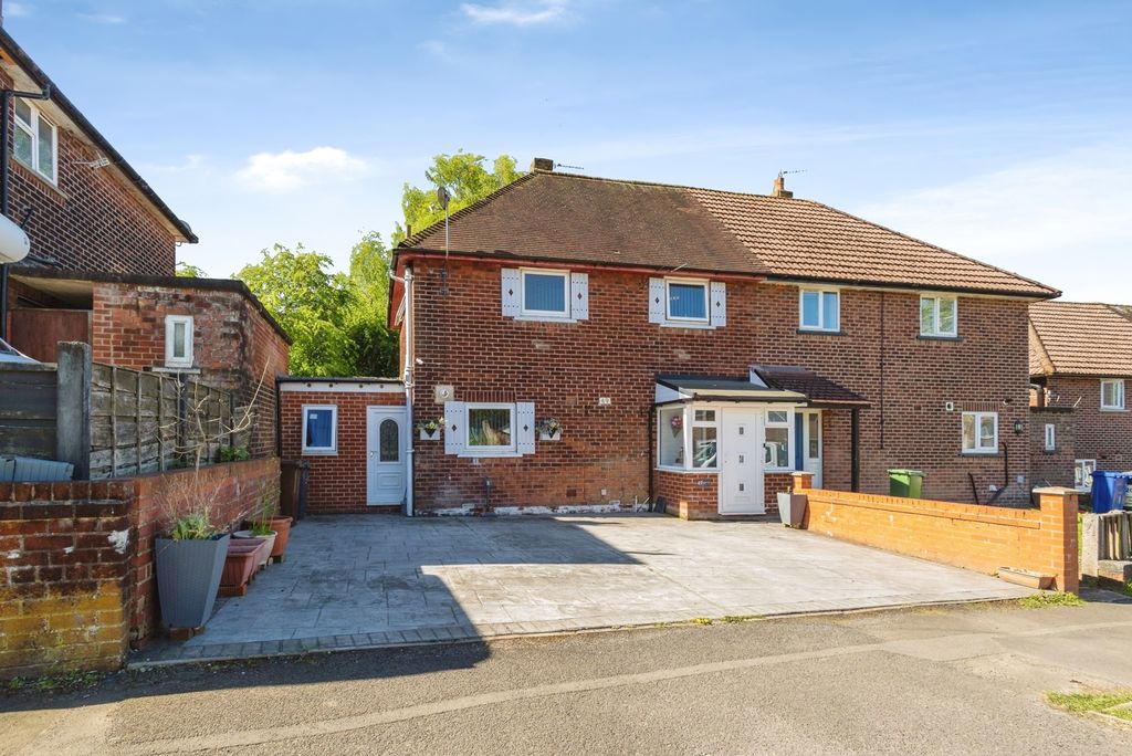 Property photo 2 of 31 Pbox-Img.Jpg