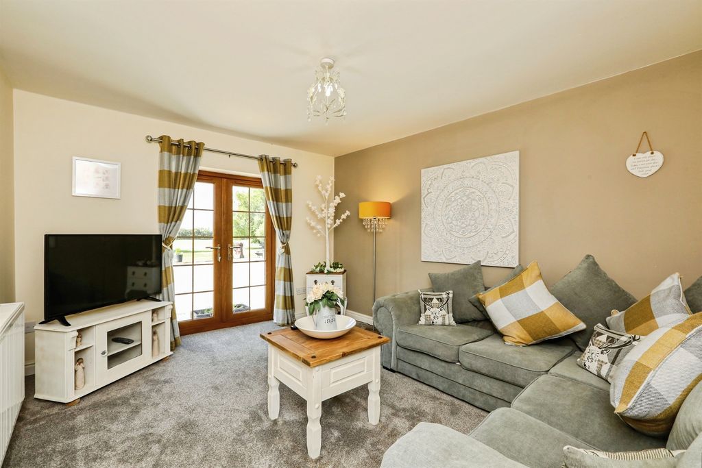 Additional image 14 of 6 bed barn conversion for saleJaques Bank, Crowle, Scunthorpe DN17