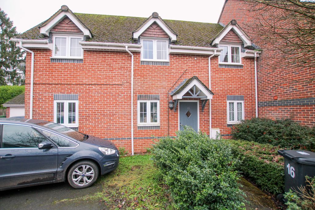 Property photo 1 of 10 Front