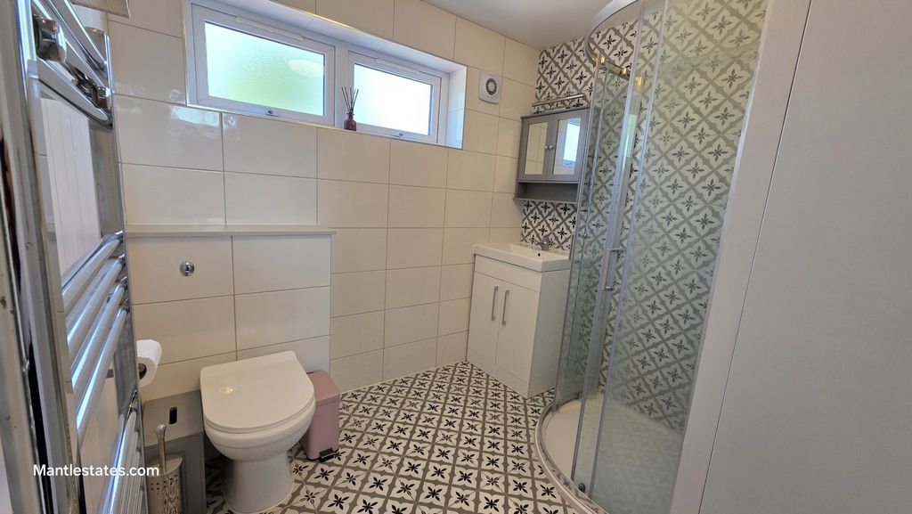 Property photo 3 of 12 Shower Room