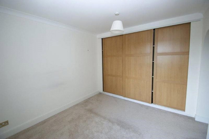 Property photo 3 of 8 Picture No. 06