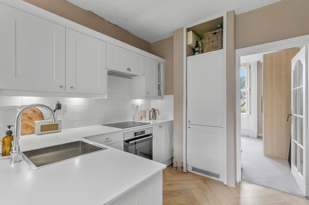 Property photo 3 of 15 Picture 3