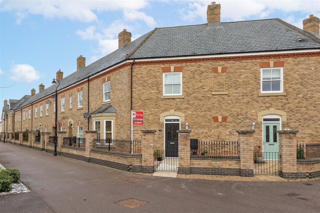 Property photo 1 of 15 Front Aspect