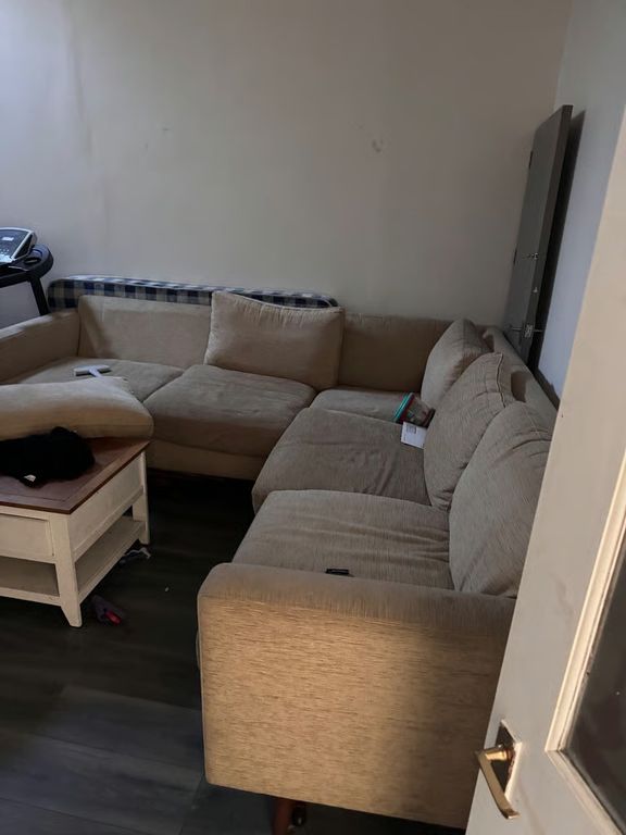 Property photo 3 of 8