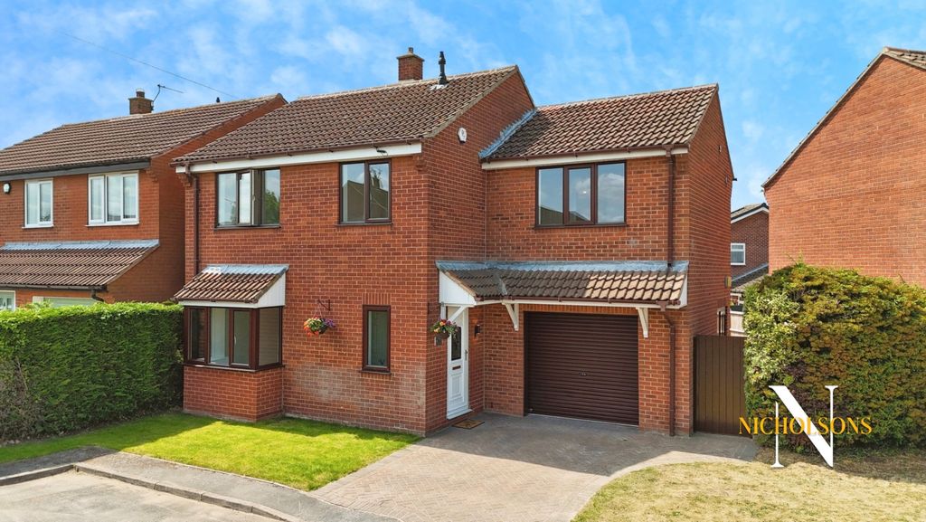 Property photo 1 of 22 4251111