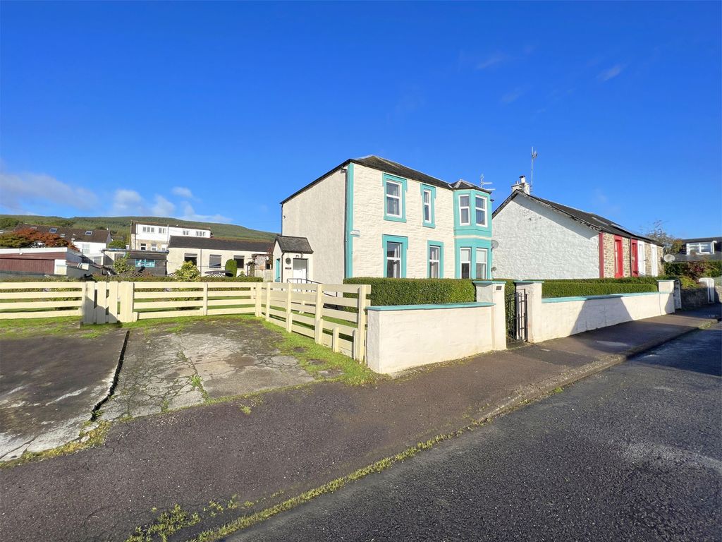 Property photo 3 of 40