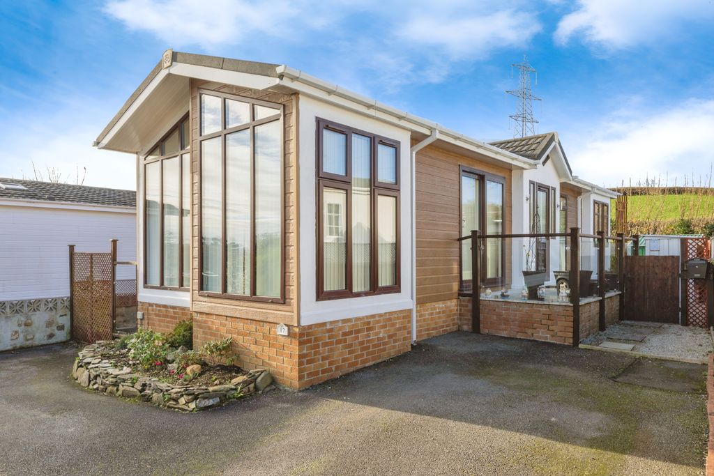 Property photo 1 of 17 Photography