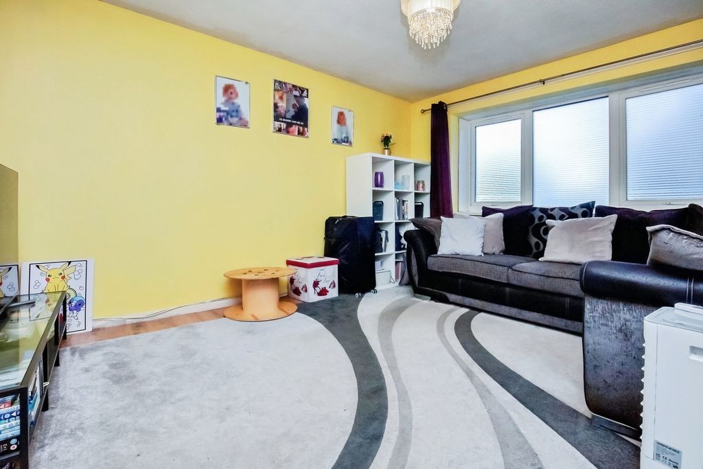 Property photo 3 of 19 Pbox-Img.Jpg