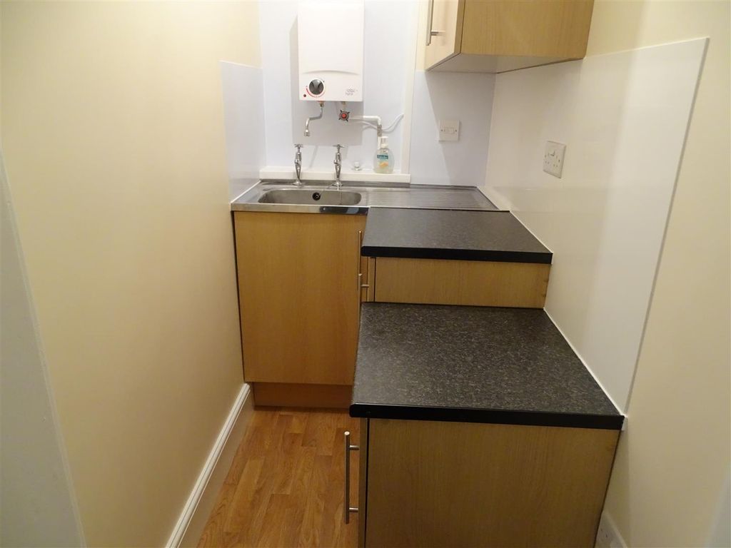 Property photo 2 of 3