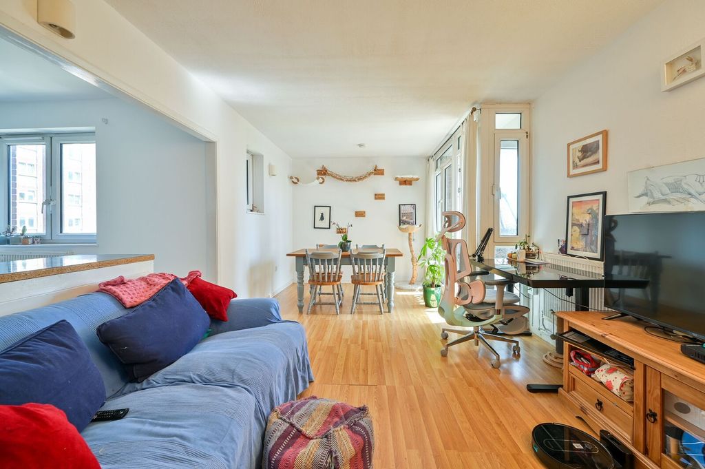 Property photo 2 of 7