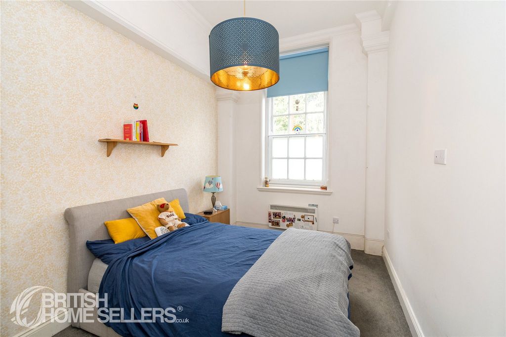 Property photo 3 of 11 Picture No. 06