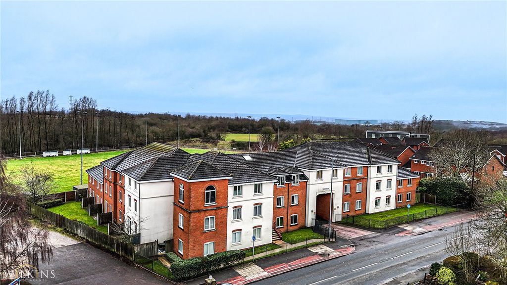 Property photo 1 of 26 Picture No. 16