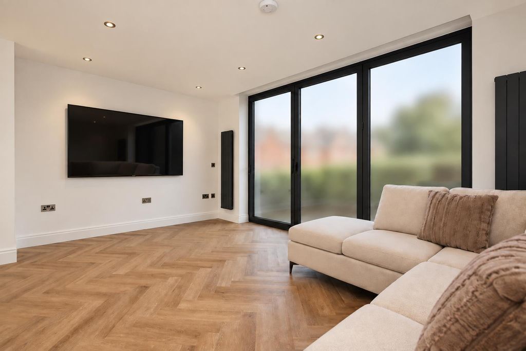 Property photo 2 of 19 d93Bb531-Accf-4A7d-9E35-ccc6690E42B4.Png