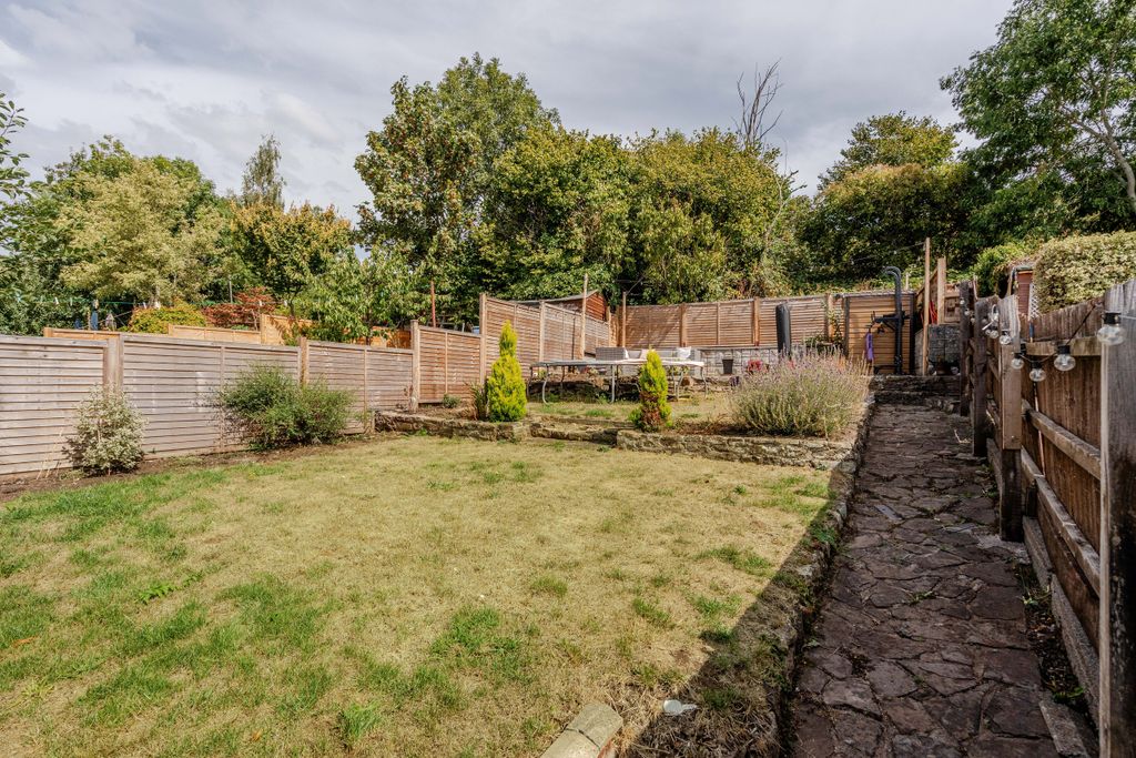 Property photo 2 of 24 109