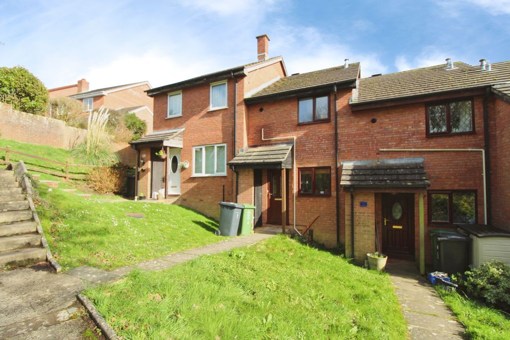 Property photo 2 of 13