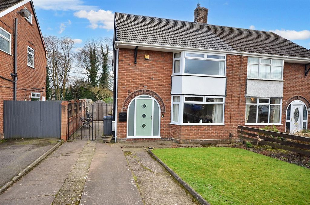Property photo 1 of 15