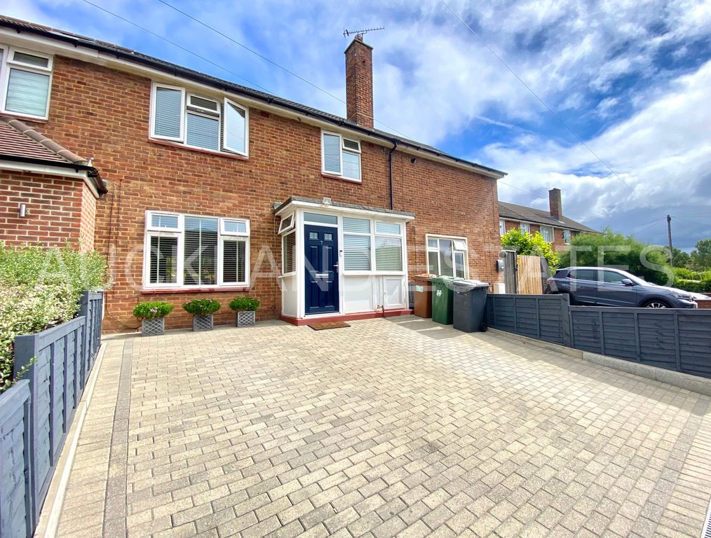 Property photo 1 of 25