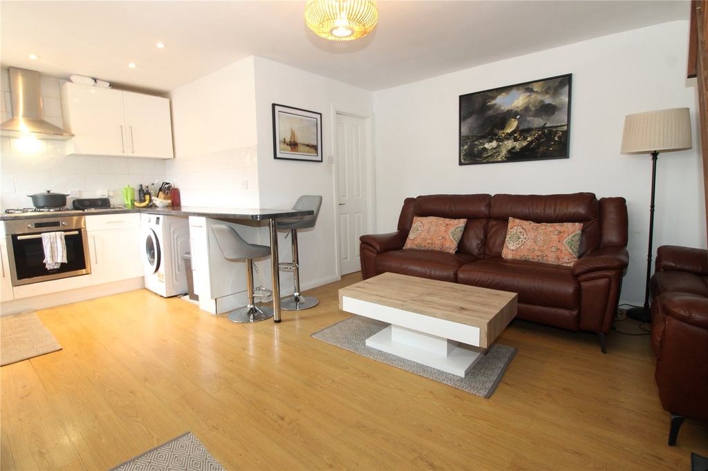 Property photo 2 of 9 Picture No. 02