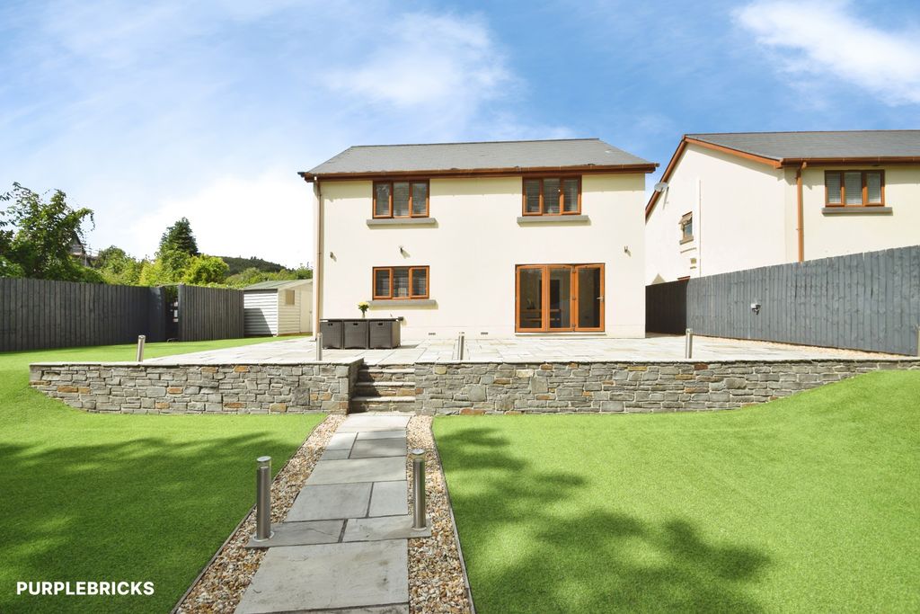 Property photo 3 of 50 Rear Garden