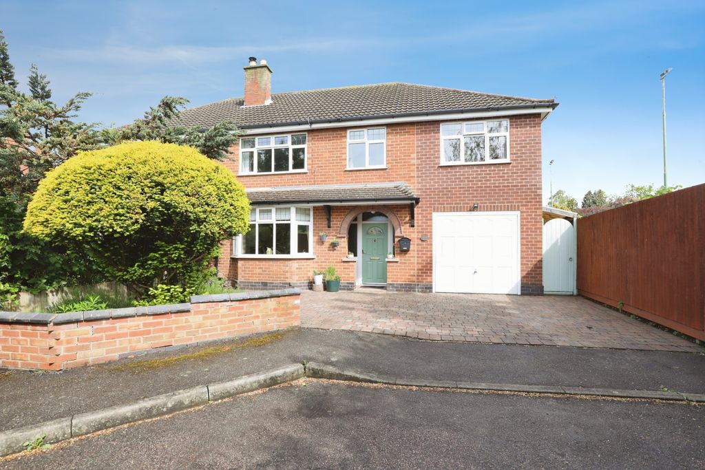 Property photo 1 of 22