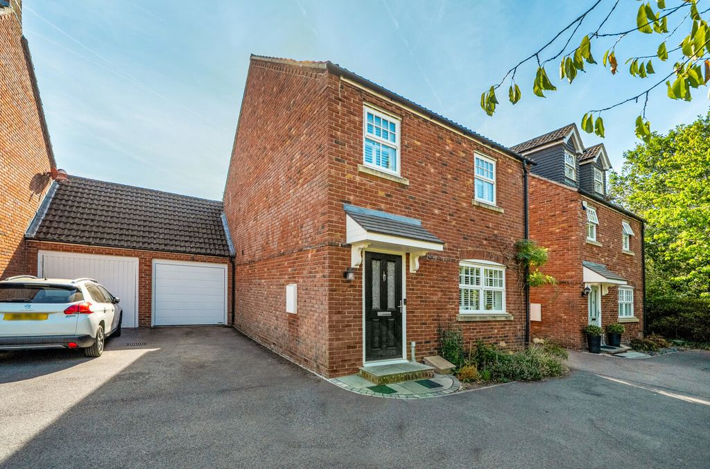 Property photo 2 of 17 1-6A7F02A3Af78B-1...