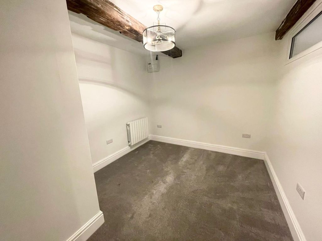 Property photo 3 of 6 Image