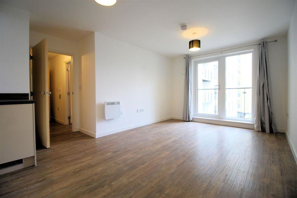 Property photo 3 of 6 Reception Room