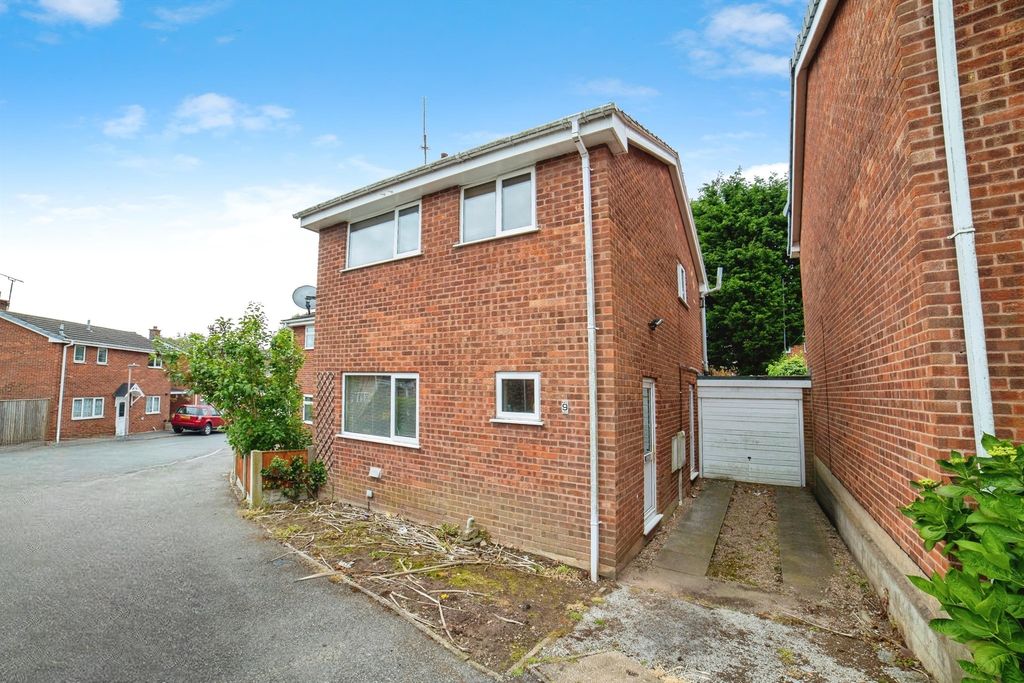 Property photo 1 of 15