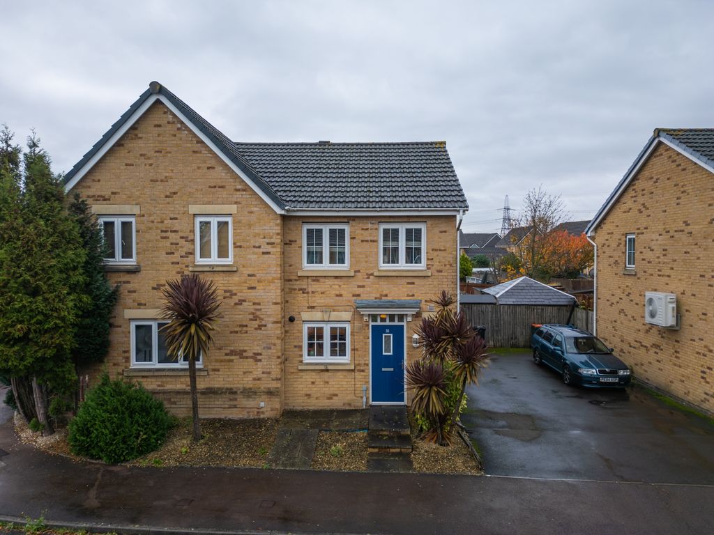 Property photo 2 of 19 Schooner Circle-1