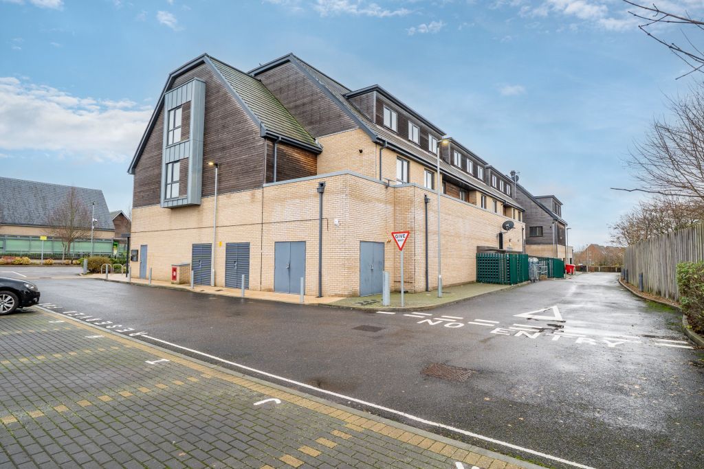 Property photo 2 of 22