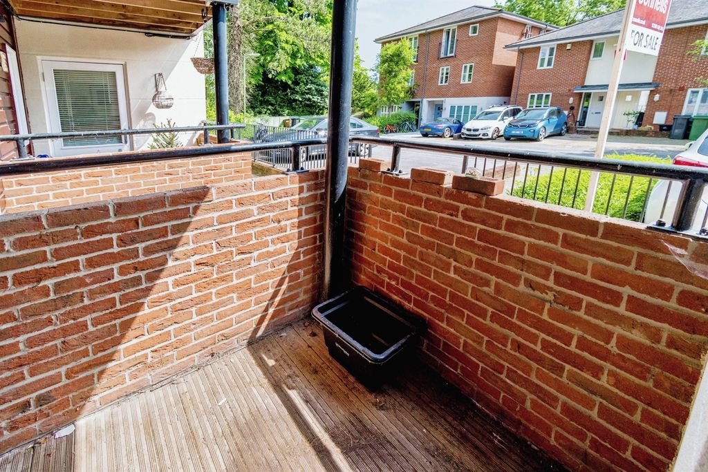 Property photo 3 of 15