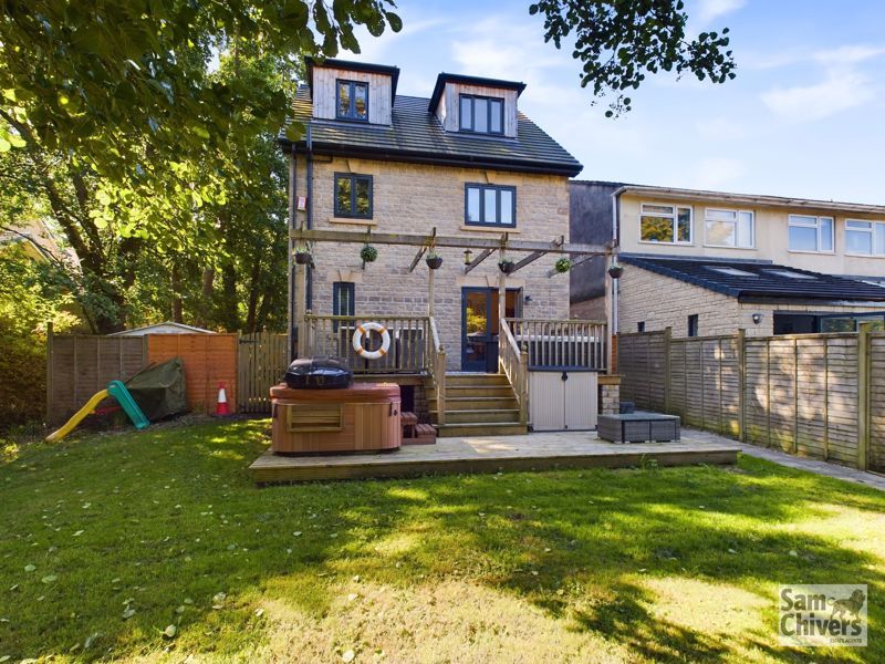 Property photo 3 of 42 Photo 8