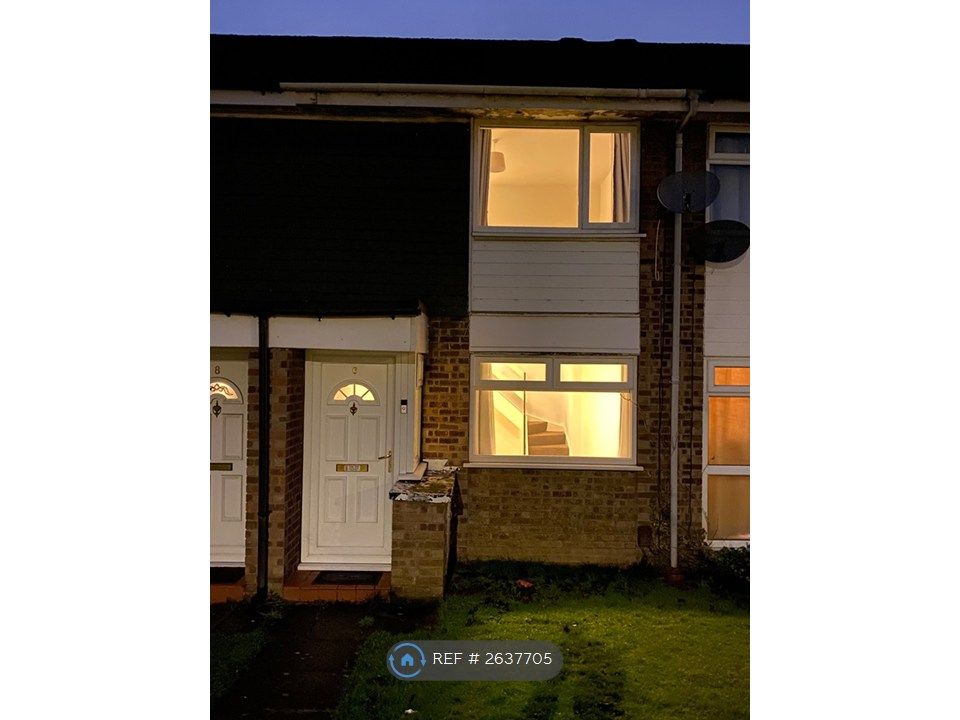 Property photo 1 of 11 2 Bed Terraced House,Grebe Walk