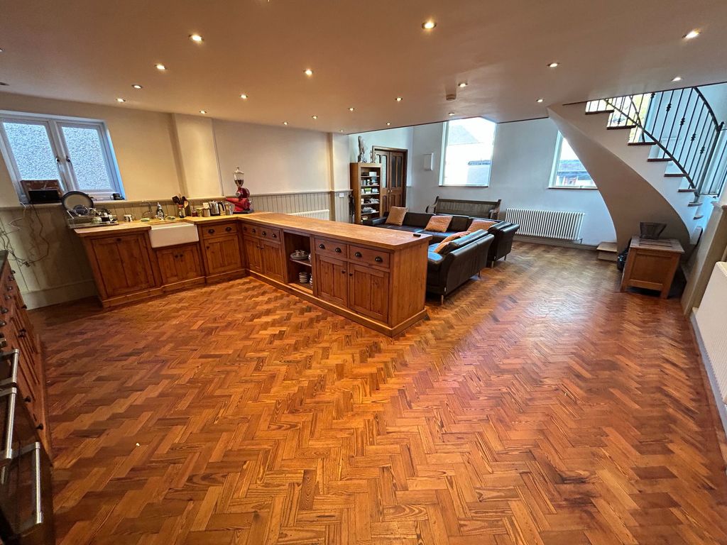 Additional image 5 of 4 bed detached house for saleQueens Road, Llandudno Junction LL31