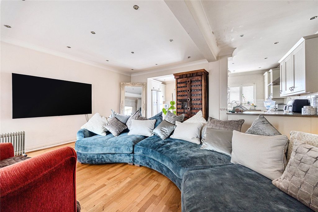 Property photo 2 of 20 Picture No. 03