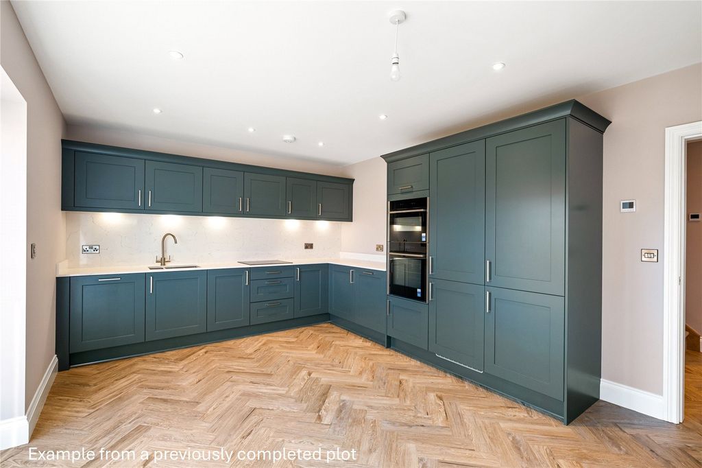 Property photo 2 of 6 Kitchen Example