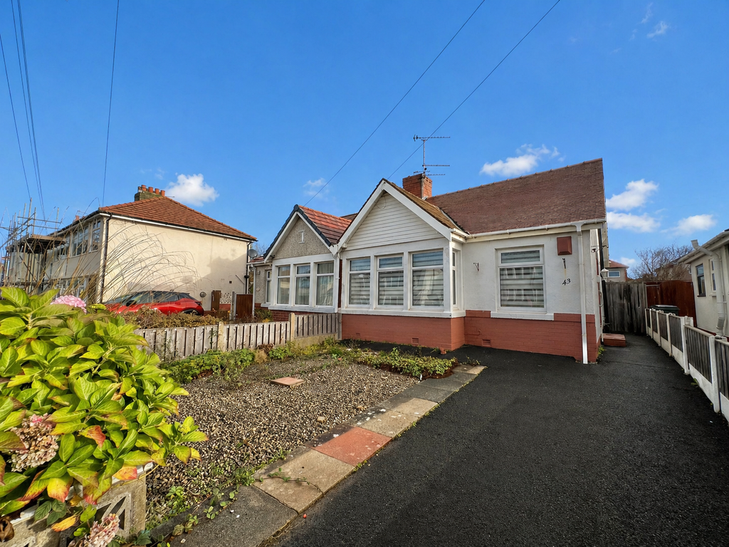 Property photo 1 of 11